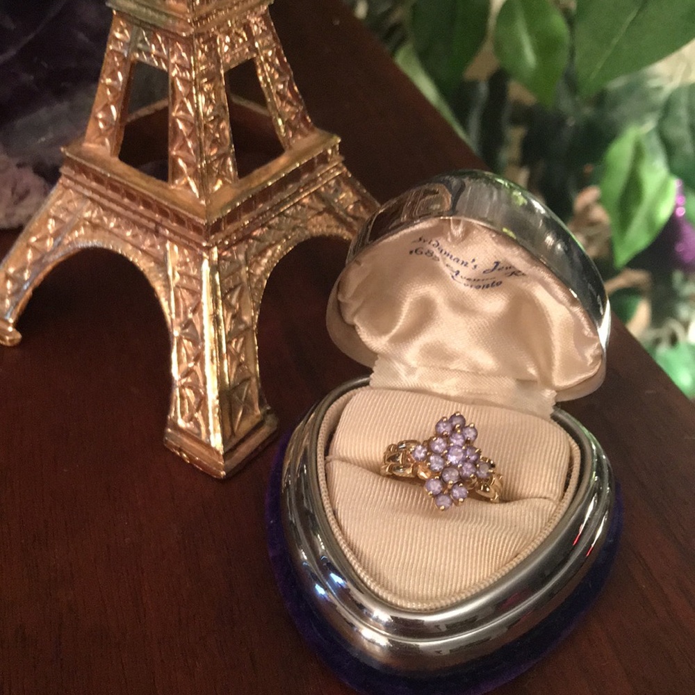 - 10k Gold Tanzanite cocktail ring W/Appraisal